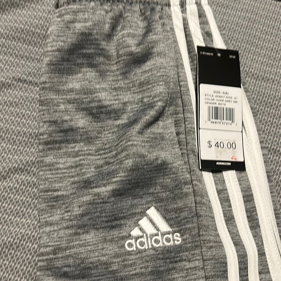 Boys adidas Sz 8 joggers BNWTs! 3 stripe pant elastic at ankle - Picture 1 of 5